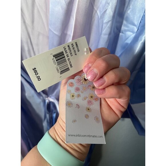 In Bloom silky pastel color robe by Jonqull size xs - Picture 4 of 6